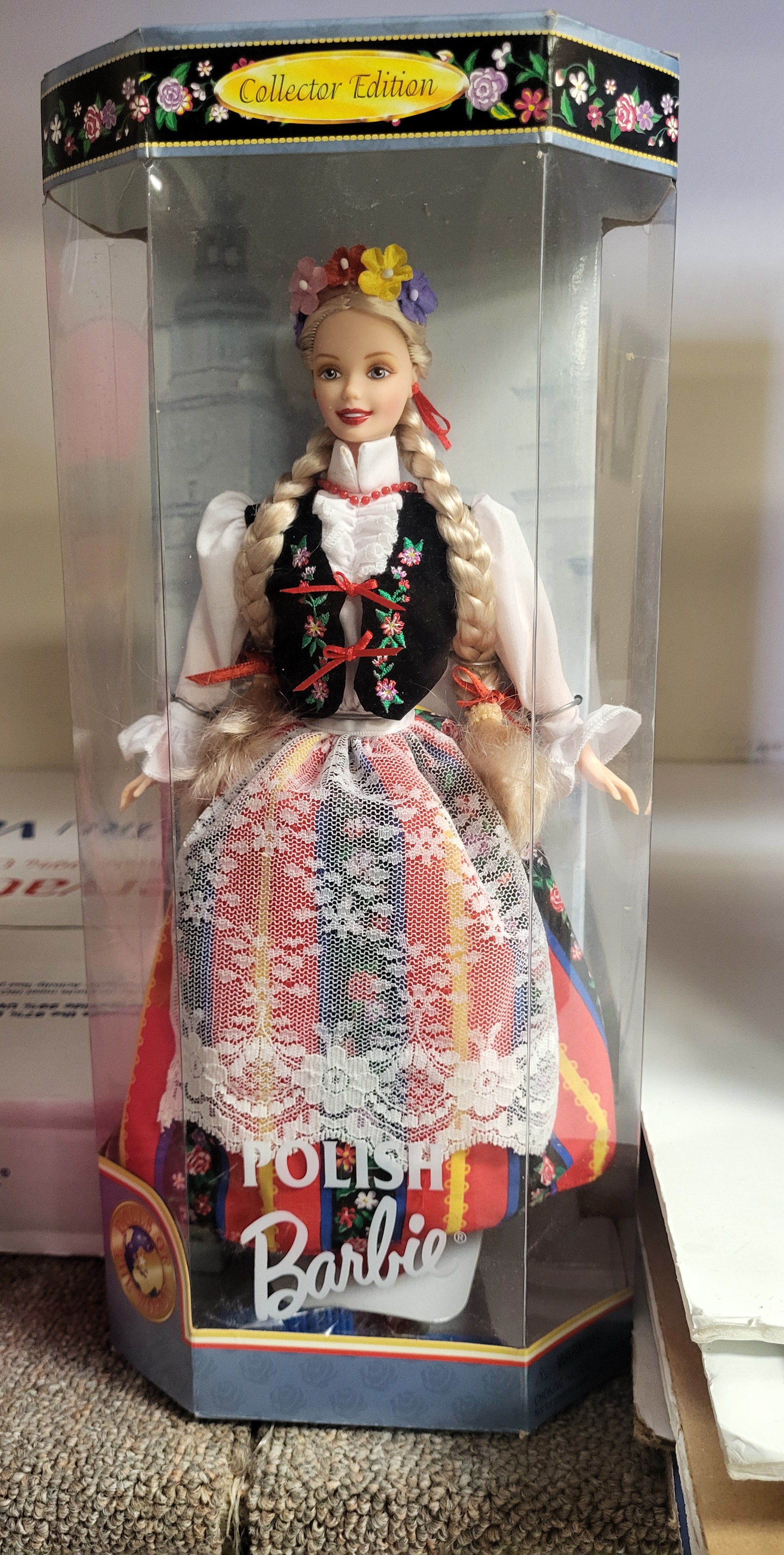 Dolls of the World – Polish Barbie (1997)