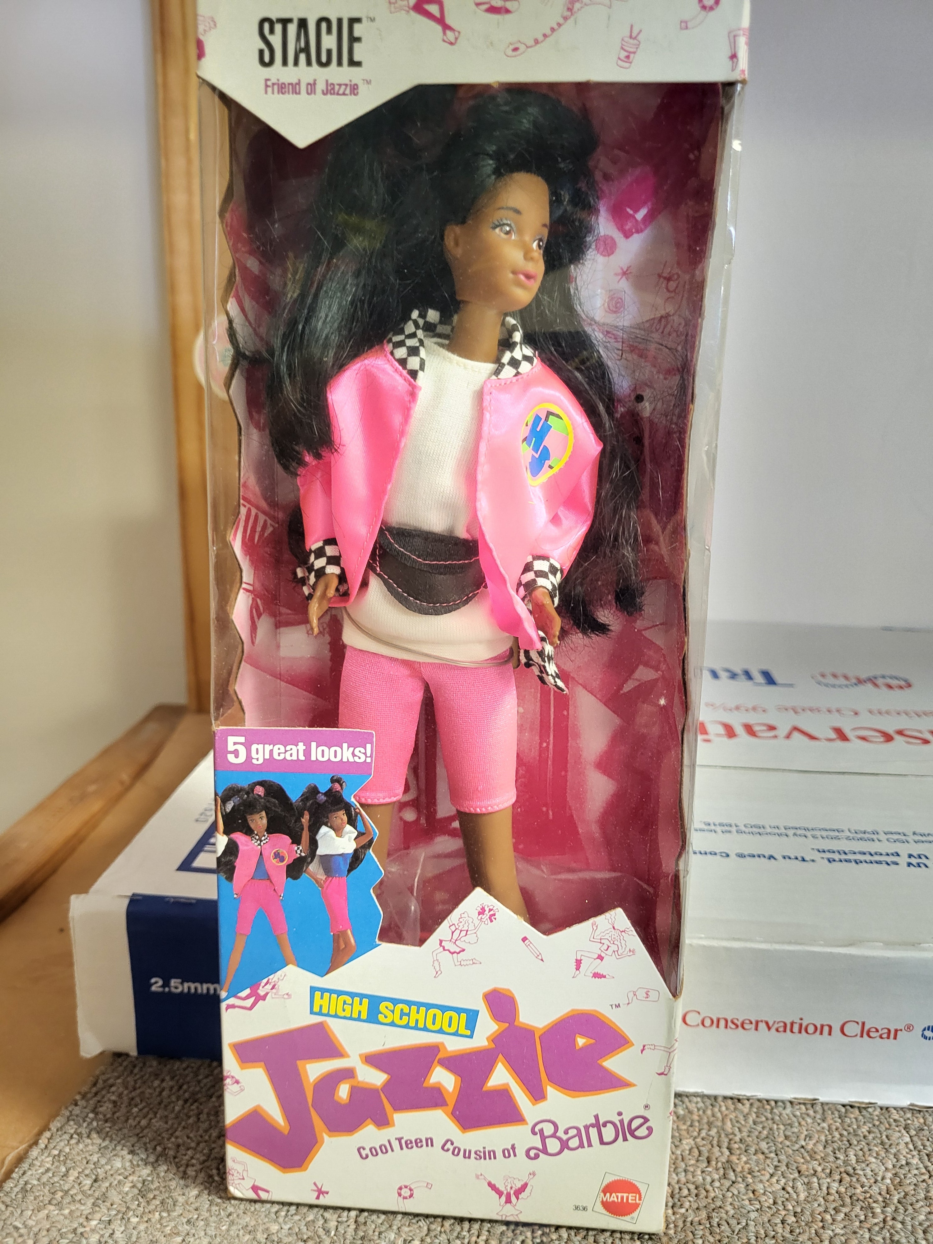 Stacie – Friend of Jazzie (High School Jazzie Series)