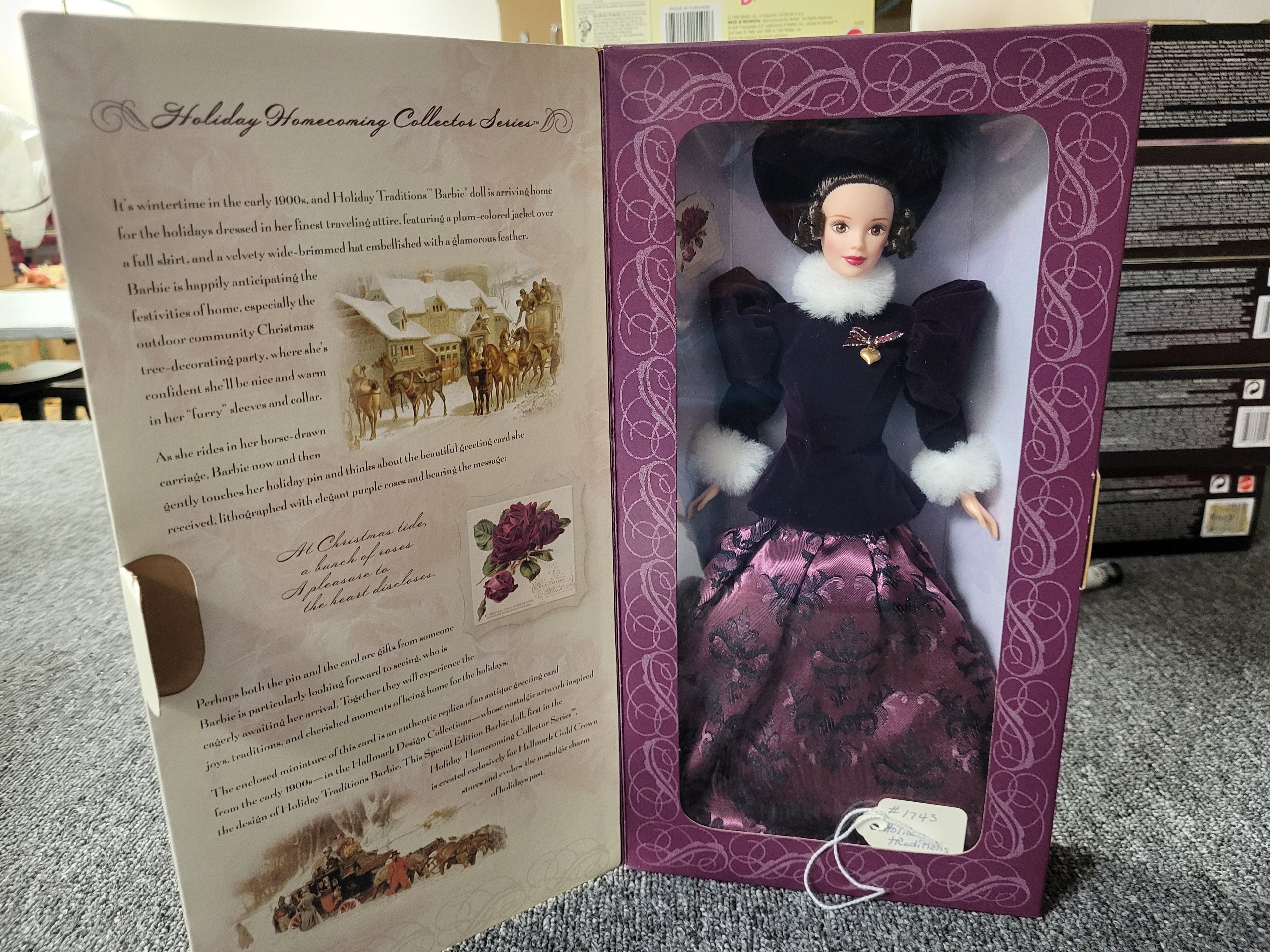 Holiday Traditions Barbie – Hallmark Exclusive (1996)