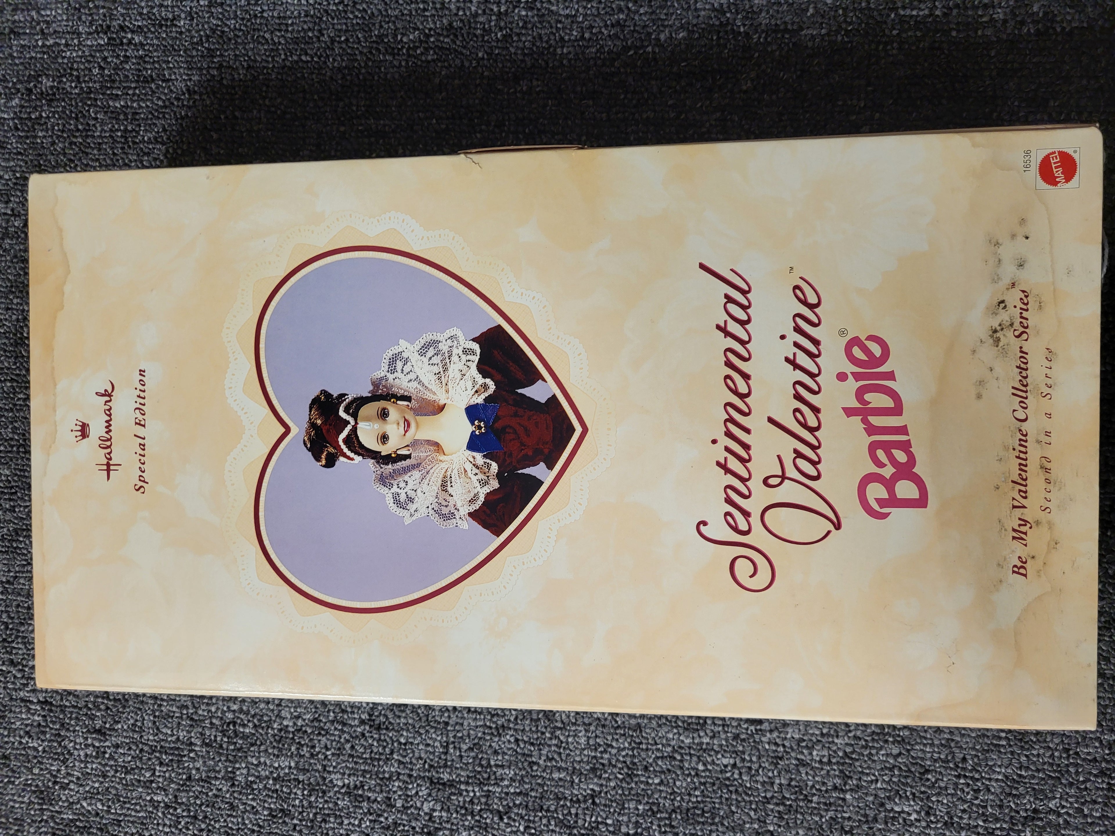 Sentimental Valentine Barbie – Hallmark Exclusive (1995)