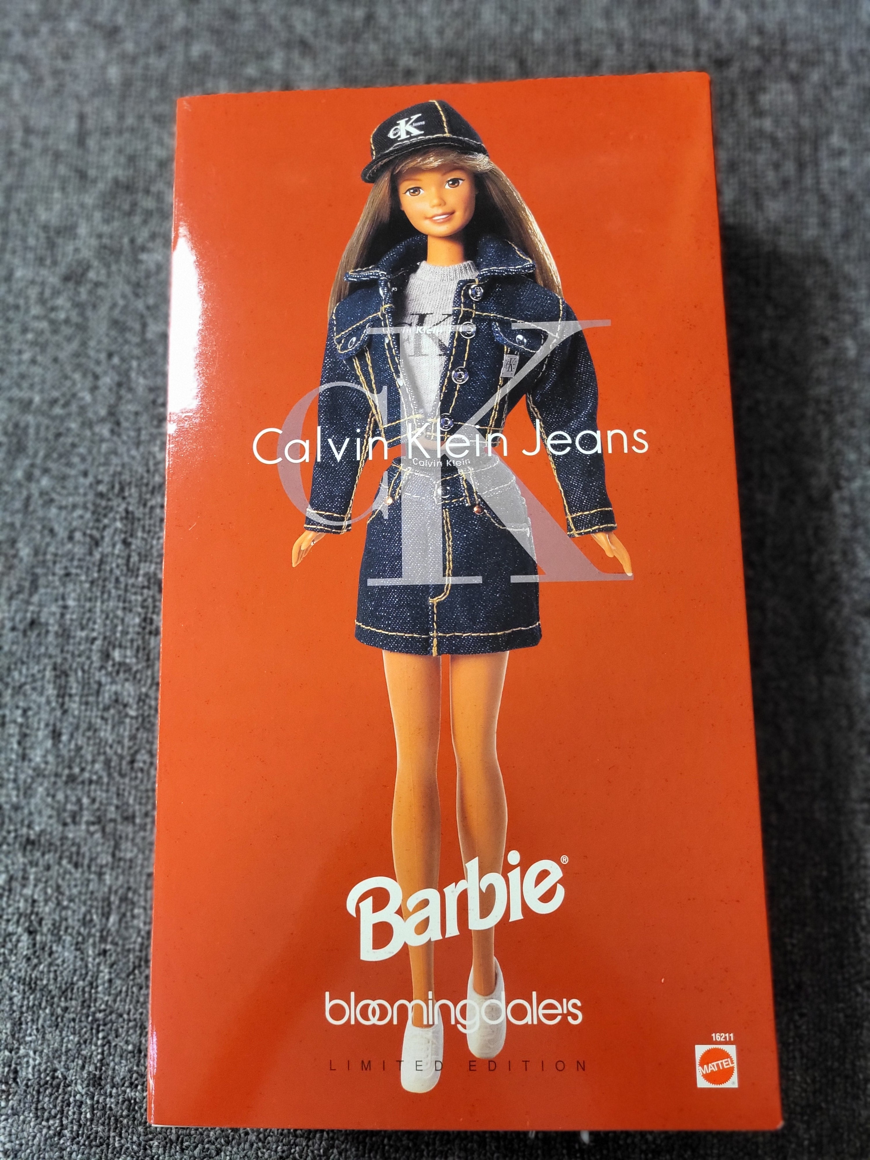 Calvin Klein Jeans Barbie – Bloomingdale’s Limited Edition (1996)