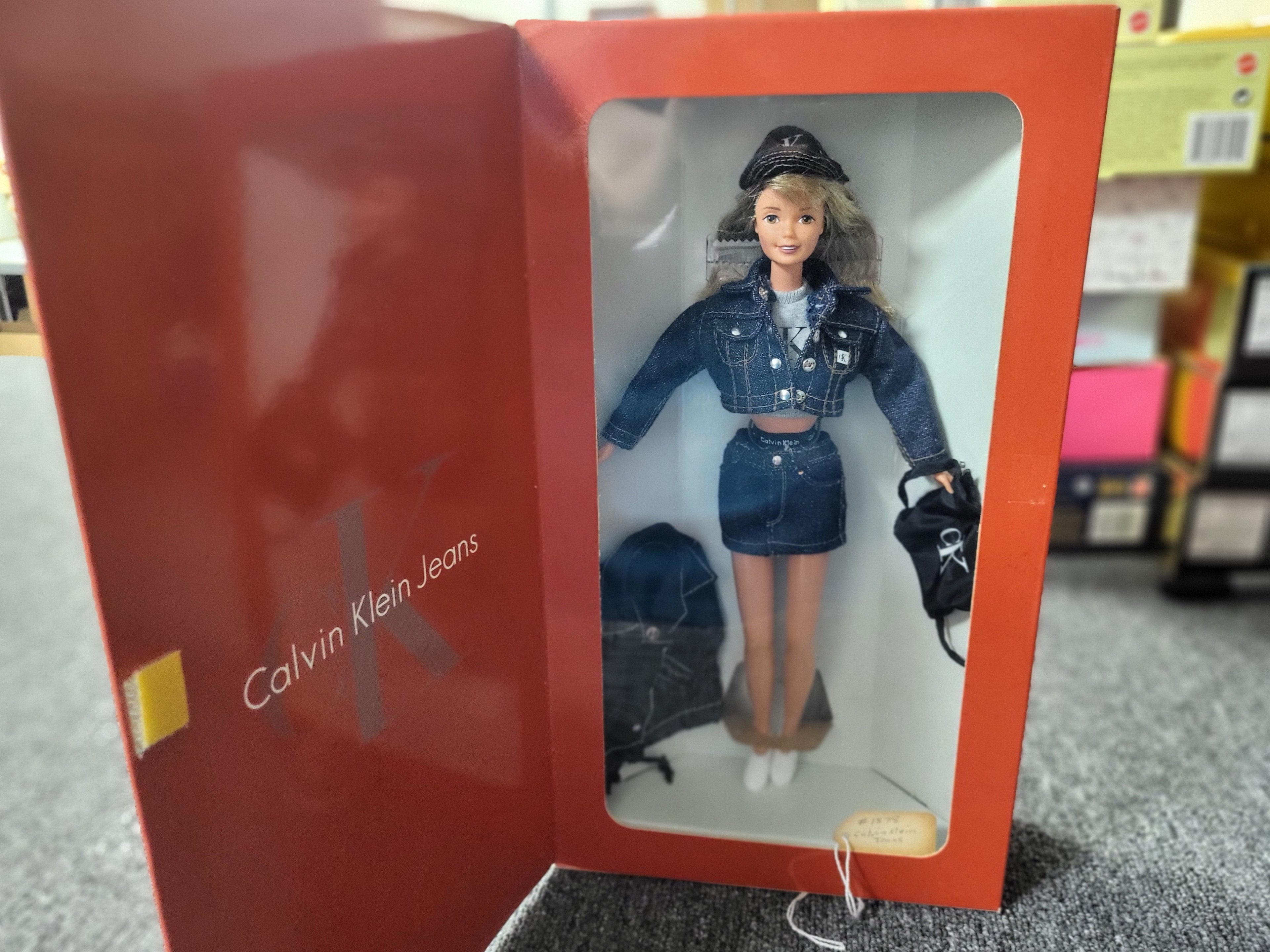 Calvin Klein Jeans Barbie – Bloomingdale’s Limited Edition (1996)